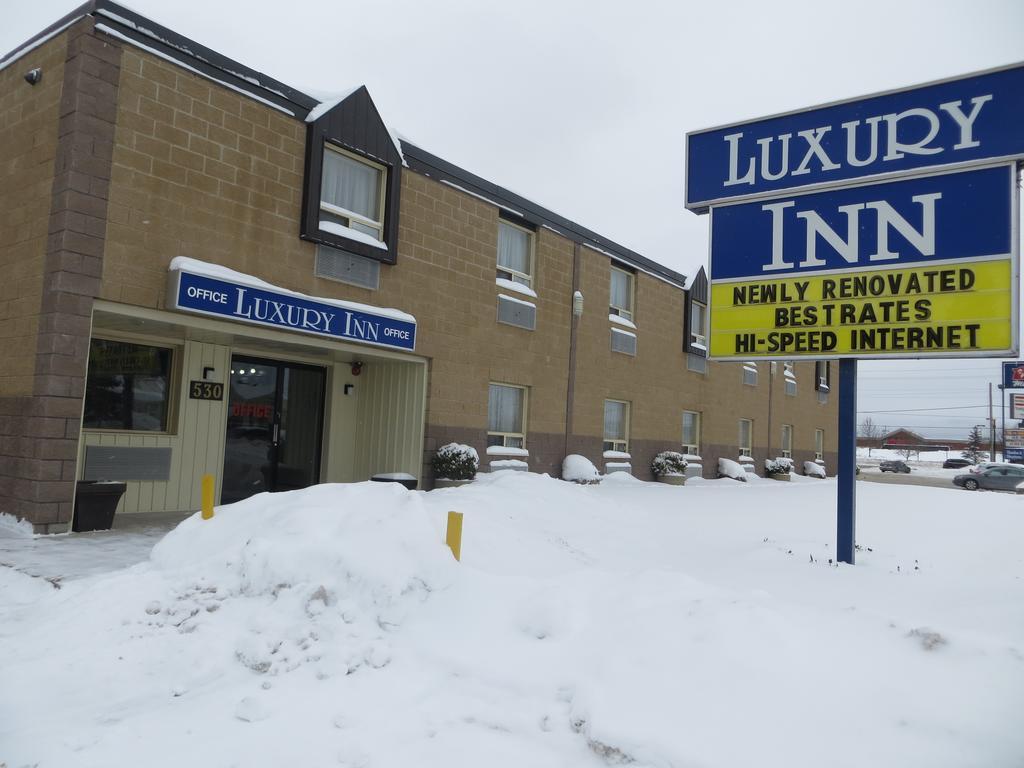 Luxury Inn Collingwood Exteriör bild