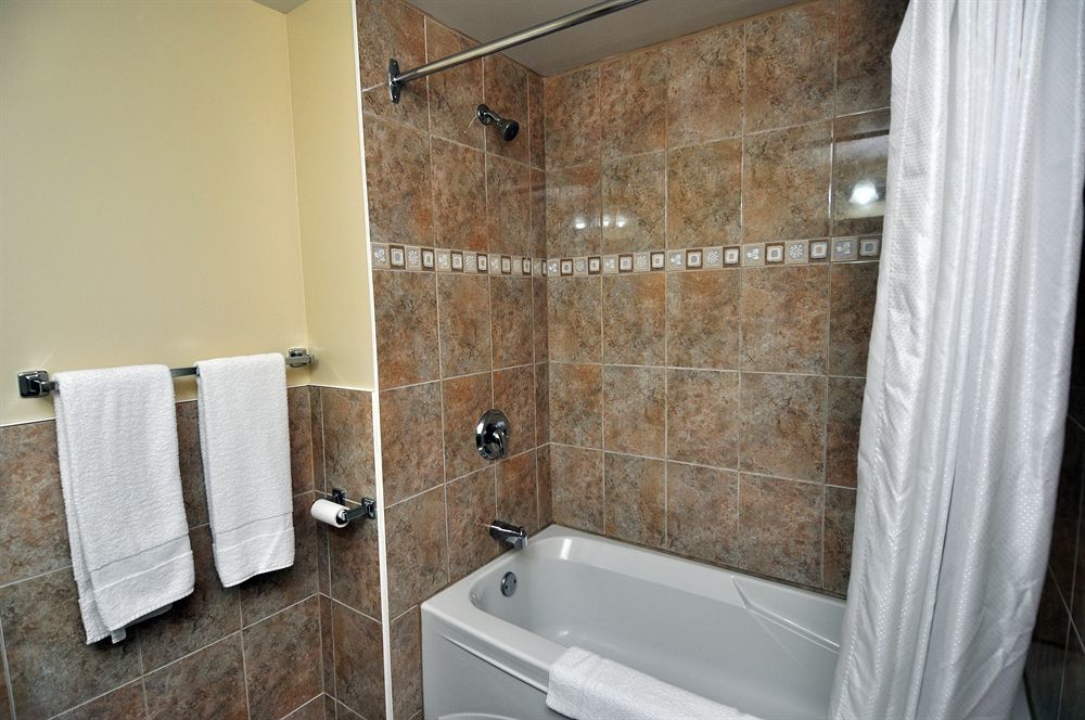 Luxury Inn Collingwood Exteriör bild