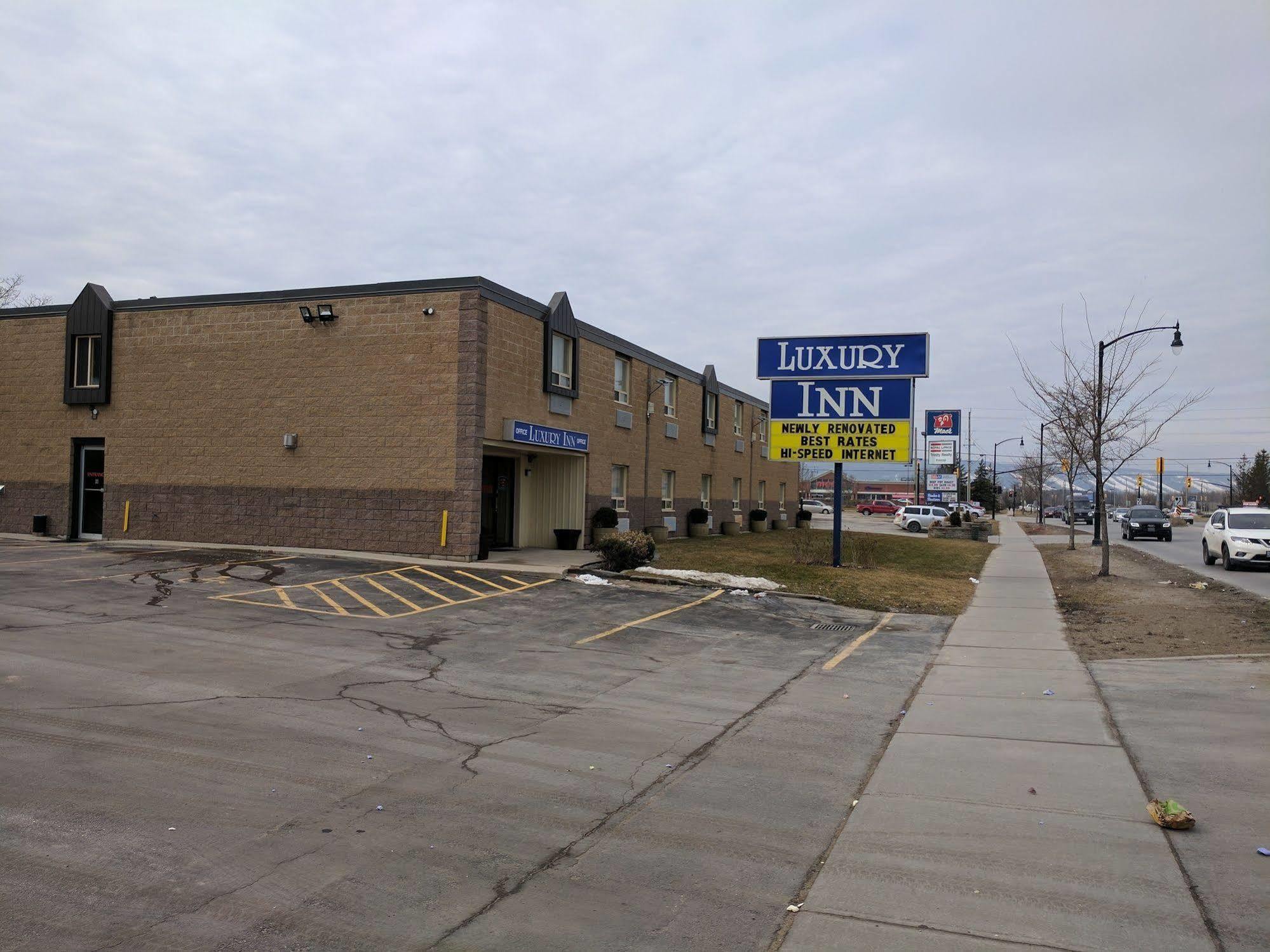 Luxury Inn Collingwood Exteriör bild